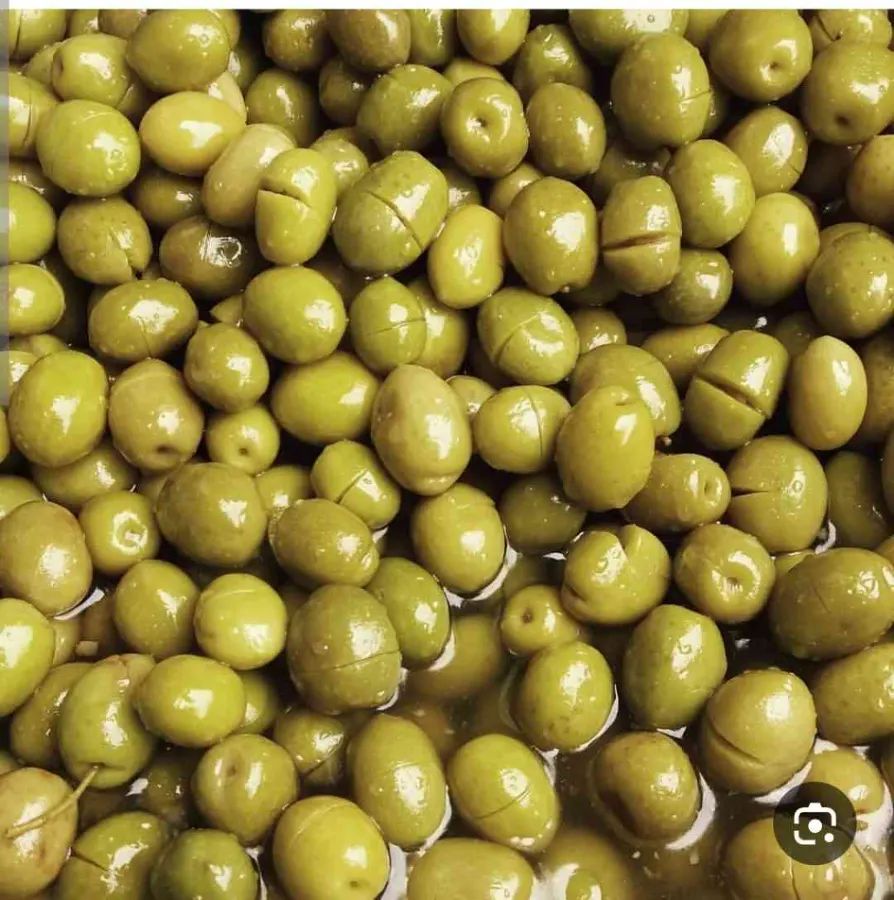 زیتون شکسته درشت گوشتی سنتی 250 گرم